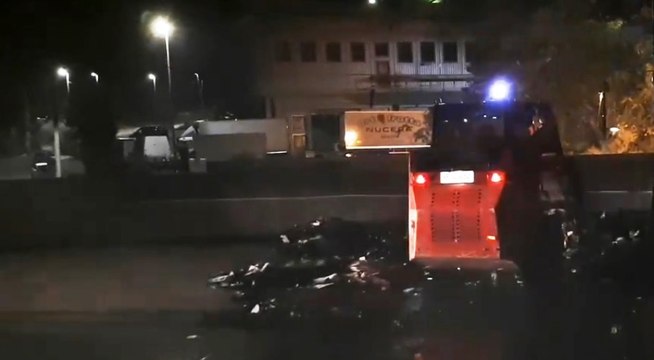 Genova - Incendio in deposito a Molassana, a fuoco scarti lavorazione (28.10.21)