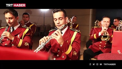 "Bu bayrağın altında kutladığımız Cumhuriyetimiz hep 18 Yaşında"