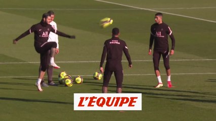 下载视频: Messi et Mbappé absents à l'entraînement - Foot - L1 - PSG