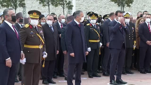 Taksim'de Cumhuriyet Bayramı dolayısıyla tören yapıldı