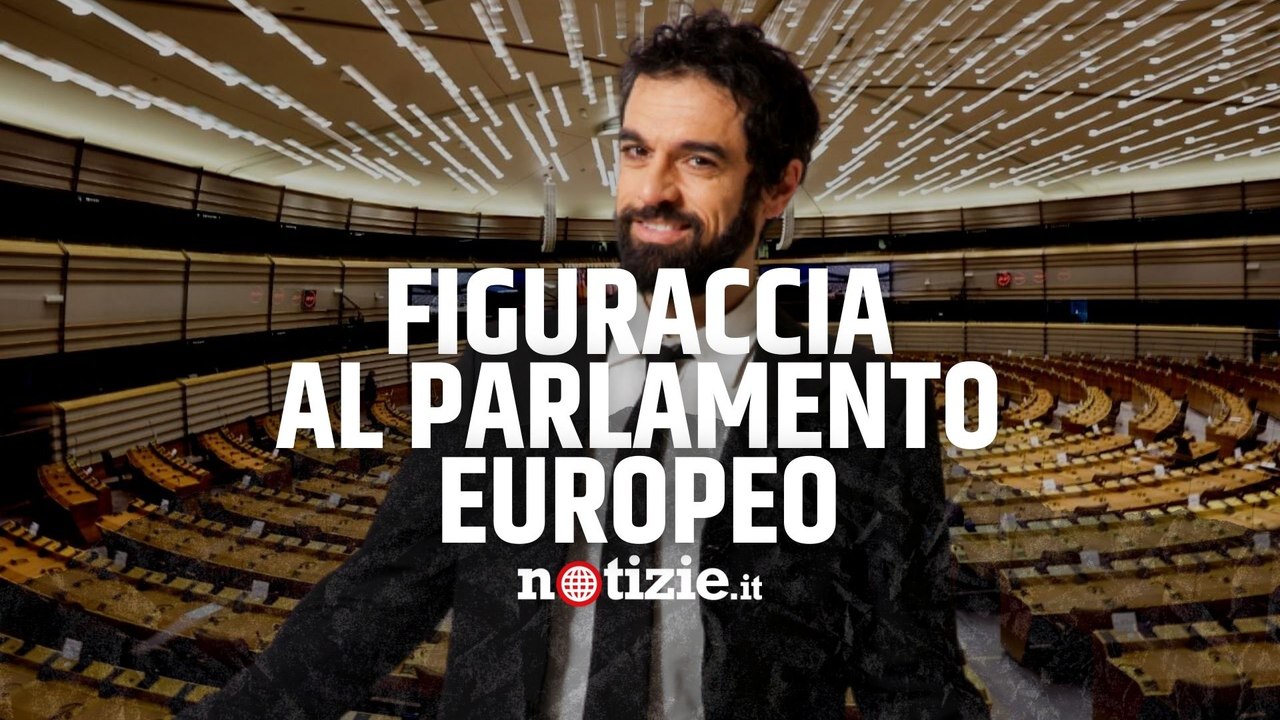 Gaffe di Giarrusso (M5S) al Parlamento Ue: rinuncia all’intervento perché non sa parlare inglese