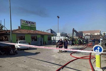 Başkent'te sanayi sitesinde yangın