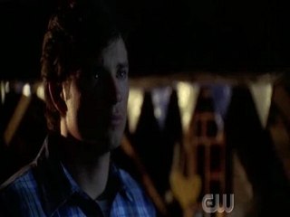 SMALLVILLE nos plus grands heros theme spiderman