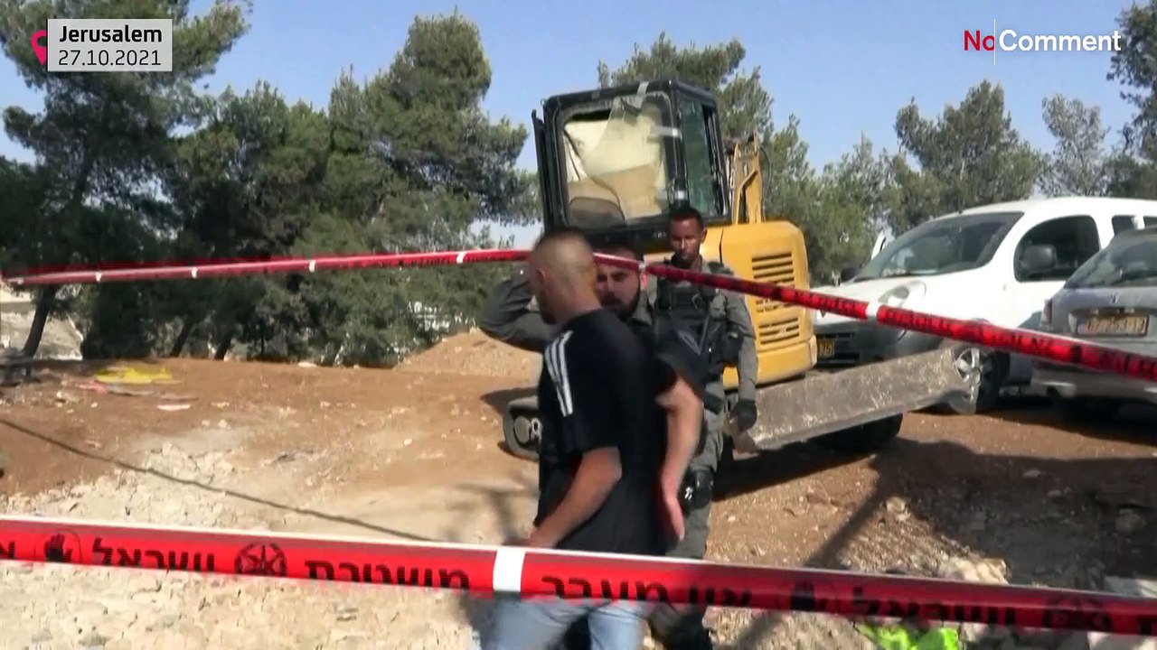 Palestinians kicked off site as Israel demolishes cemetary