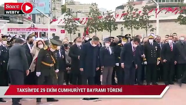Taksim'de 29 Ekim Cumhuriyet Bayramı dolayısıyla tören düzenlendi