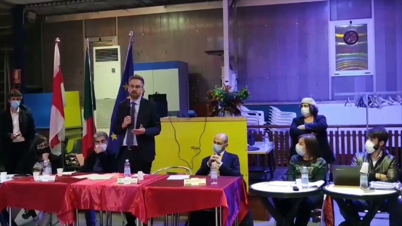 Bologna, al S.Donato tensione fra Lepore e Potere al popolo: "Questo consiglio è legittimo"
