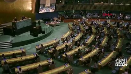 BM Genel Kurulu’nda ‘dinozordan’ dünya liderlerine mesaj