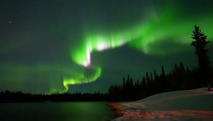 Aurora Borealis Dances in Alaskan Sky