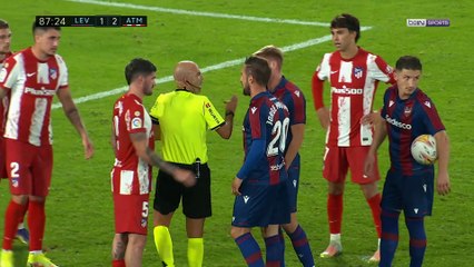 Liga : Joao Felix tente de saboter le point de penalty !