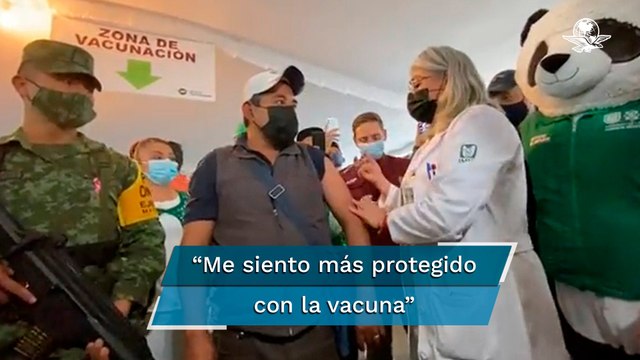 Todo al final pero ya vacunados , dice Víctor Hugo, el último inmunizado contra Covid-19 en CDMX