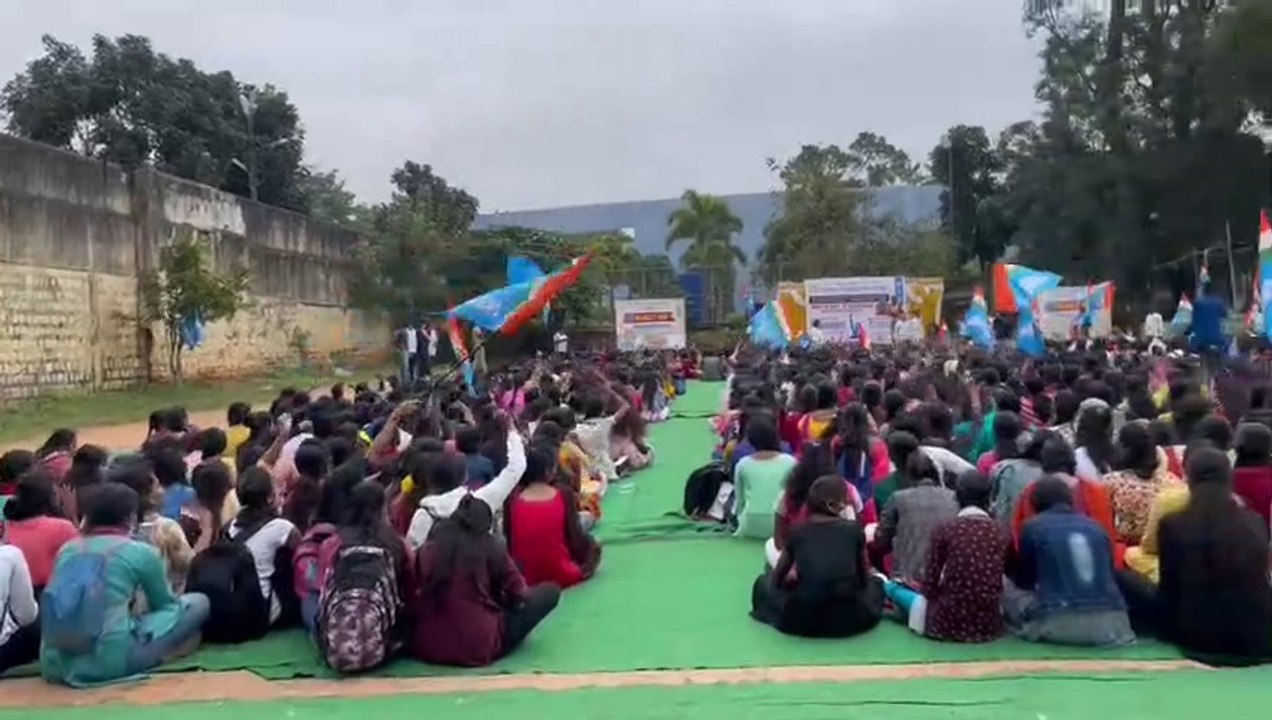 NSUI Demands