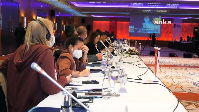 Mansur Yavaş, yabancı basın mensuplarıyla bir araya geldi: Belediye kentte yaşayanların hem annesi, hem babasıdır