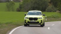 The new BMW X4 M Driving Video