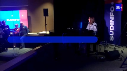 Typh Barrow a animé les locaux namurois de Sudinfo pour fêter la nouvelle identité du groupe baptisé Sudmédia