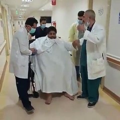 سعودي يسير على رجليه بعد 6 سنوات من الجلوس: فيديو مؤثر