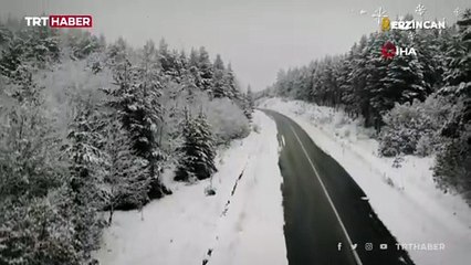 Erzincan’ın yüksek kesimlerine kar yağdı