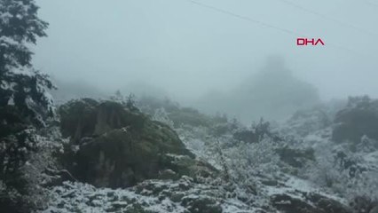 GÜMÜŞHANE'NİN YÜKSEKLERİ BEYAZA BÜRÜNDÜ