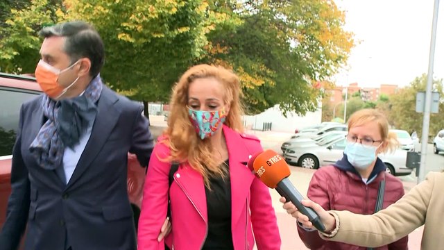 Rocío Carrasco entrega los escritos de su madre: Nunca hubiera querido