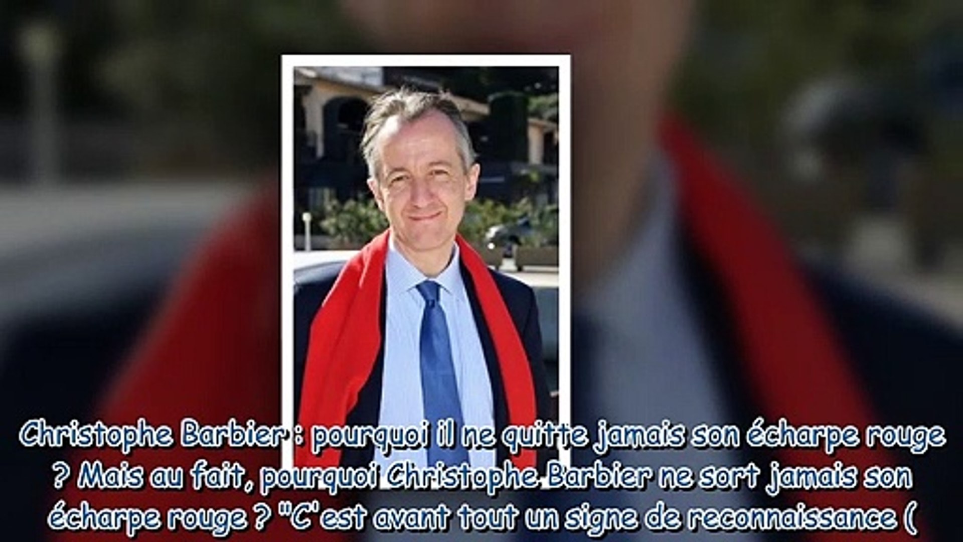 Christophe Barbier dévoile le prix extravagant d'une de ses écharpes rouges,  offerte par Carla Bruni - Vidéo Dailymotion