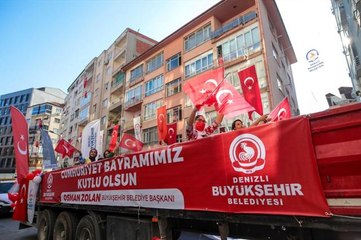 Cumhuriyet coşkusu tüm Denizli'yi sardı