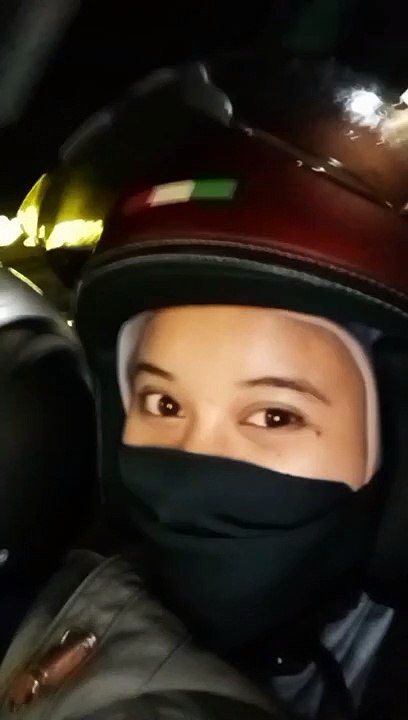 jalan jalan malam