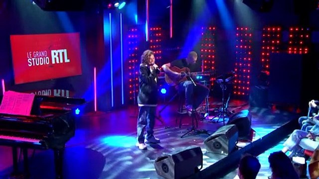 Anne Sila interprète Je reviens te chercher dans Le Grand Studio RTL