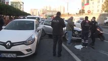 Basın Ekspres Yolu'nda zincirleme kaza: 1 yaralı