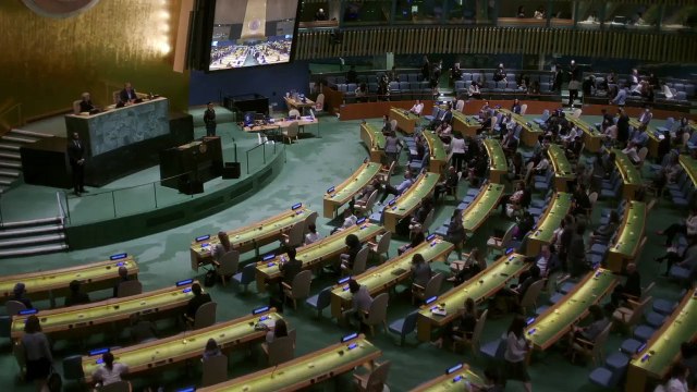 COP26 : un dinosaure exhorte les dirigeants mondiaux à s'attaquer au changement climatique