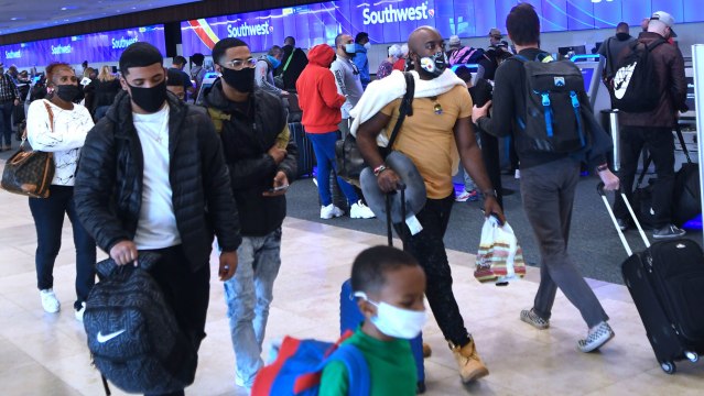 Here's How Much Americans Are Spending on Holiday Travel This Year