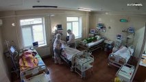 أكثر من 44 ألف حالة وفاة جراء كوفيد-19 خلال أيلول/سبتمبر في روسيا