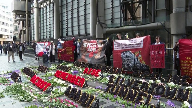 Меньше денег на ископаемое топливо, больше — на наше будущее!