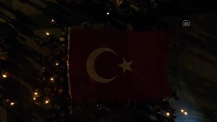 Cumhuriyet Bayramı için fener alayı