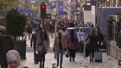 英 확진자 급증...기후변화총회 개최 스코틀랜드 방역 부담 / YTN