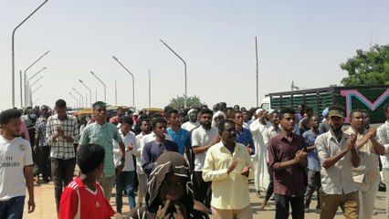 قبيل مليونية بالخرطوم.. غوتيريش يحث العسكريين على ضبط النفس