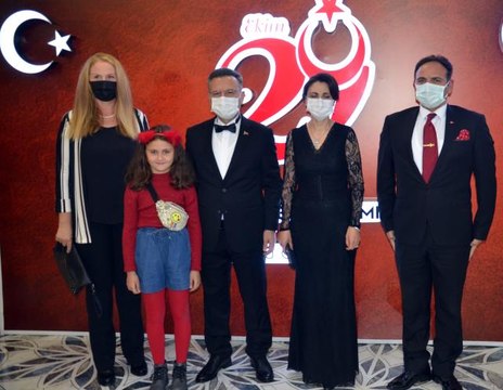 İzmir, Uşak ve Aydın'da 29 Ekim Cumhuriyet Bayramı kutlandı