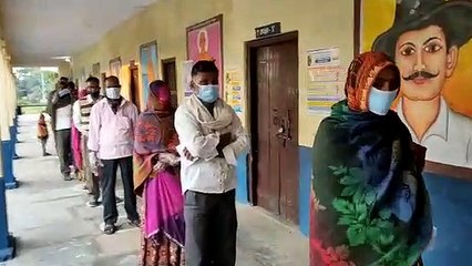 वल्लभनगर व धरियावद में मतदान शुरू,अतिसंवेदनशील केन्द्रों पर भारी सुरक्षा बल