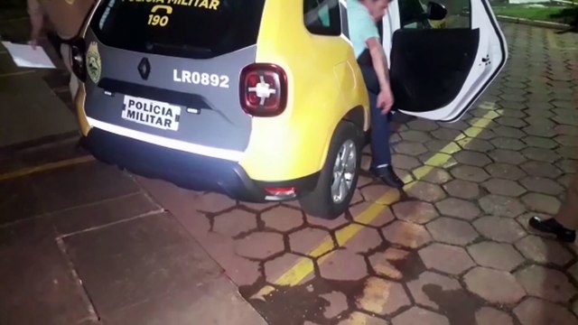 Condutor de caminhonete envolvido em acidente no Bairro Santa Cruz é preso por embriaguez