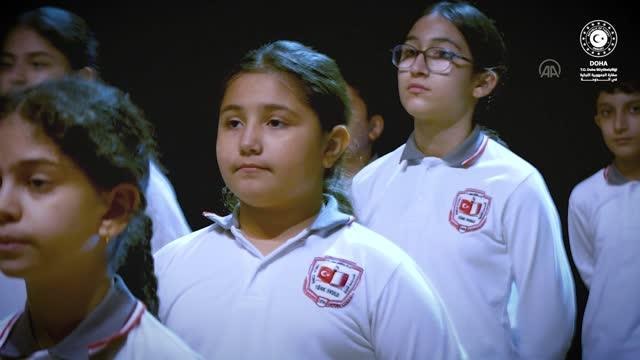 Katar'daki Türk Okulu öğrencileri, Cumhuriyet Bayramı dolayısıyla Vatan marşını okudu