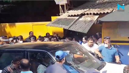 #AryanKhan walks out of Arthur road jail after nearly spending a month