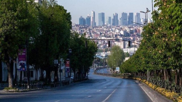 Bilim Kurulu Üyesi uyardı: Kapanma gündeme gelebilir
