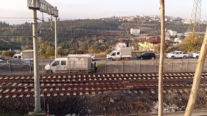 Boş yolcu treninin raydan çıkması - Rayların yenilenme çalışması