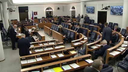 Polónia ergue muro na fronteira com a Bielorrússia