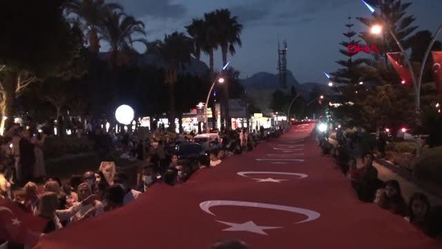 KEMER'DE HALUK LEVENT SAHNE ALDI
