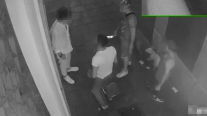 Trieste - Armati di coltelli rapinavano giovani: 3 arresti (30.10.21)