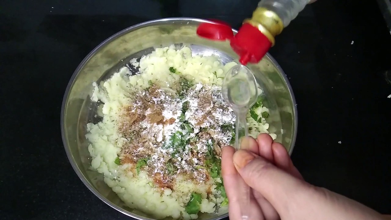 Aaloo ke Cutlets