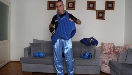 11 yıldır dayak yiyerek para kazanıyor! İşte Türkiye'nin gerçek Mazlum'unun ücret tarifesi