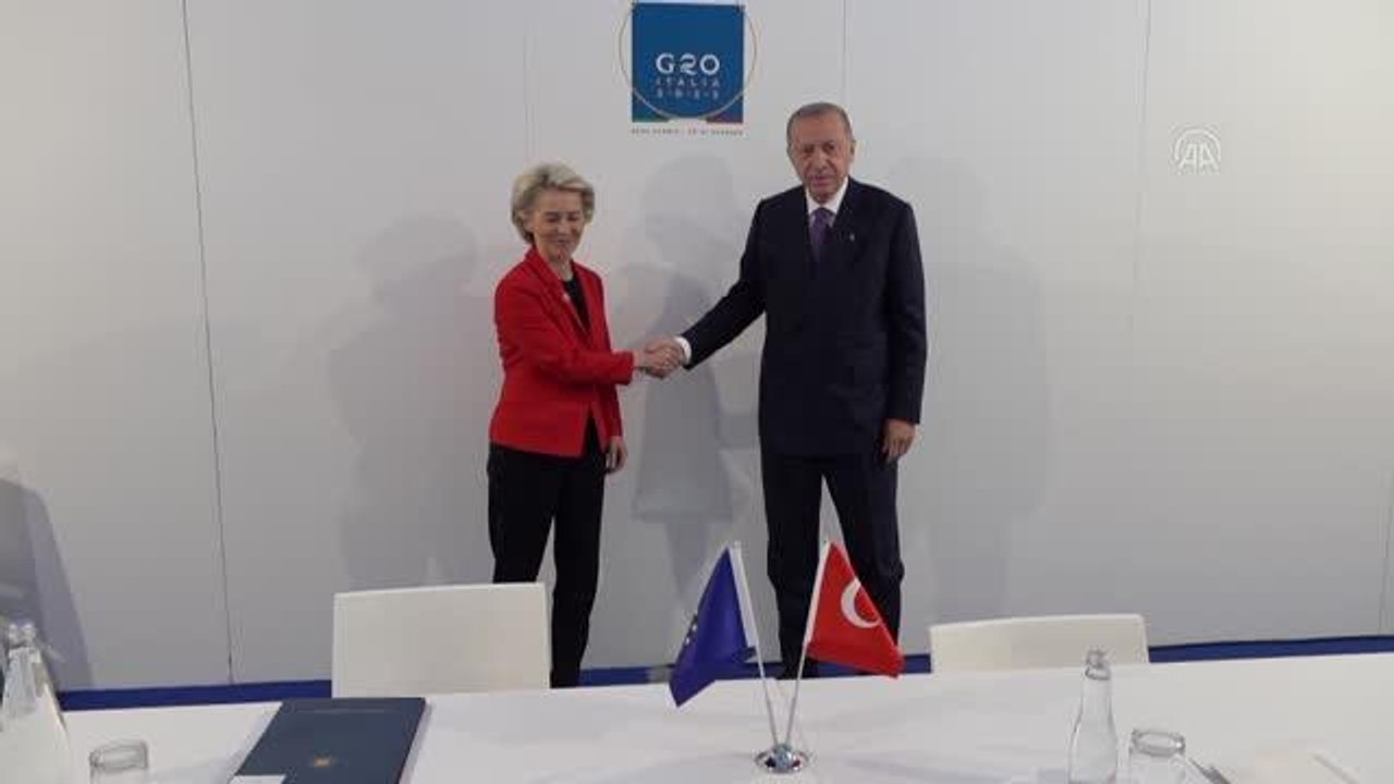 Son dakika haberleri... Cumhurbaşkanı Erdoğan, AB Komisyonu Başkanı Leyen ile görüştü (2)