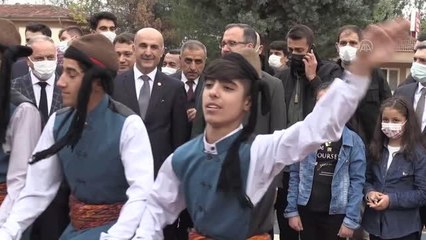 Gençlik ve Spor Bakanı Kasapoğlu, ziyaretlerde bulundu