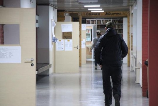 Kuzey Makedonya'da halk, yerel seçimlerin ikinci turu için sandık başında