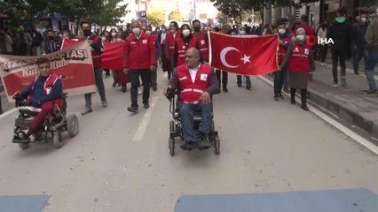 Elazığ'da 'Kızılay Haftası' yürüyüşü etkinliği düzenlendi